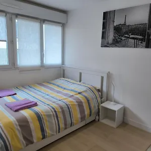 Studio Paris Sud A Cote Du Metro , Villejuif France